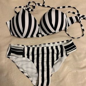 Swimsuit - No Boundaries